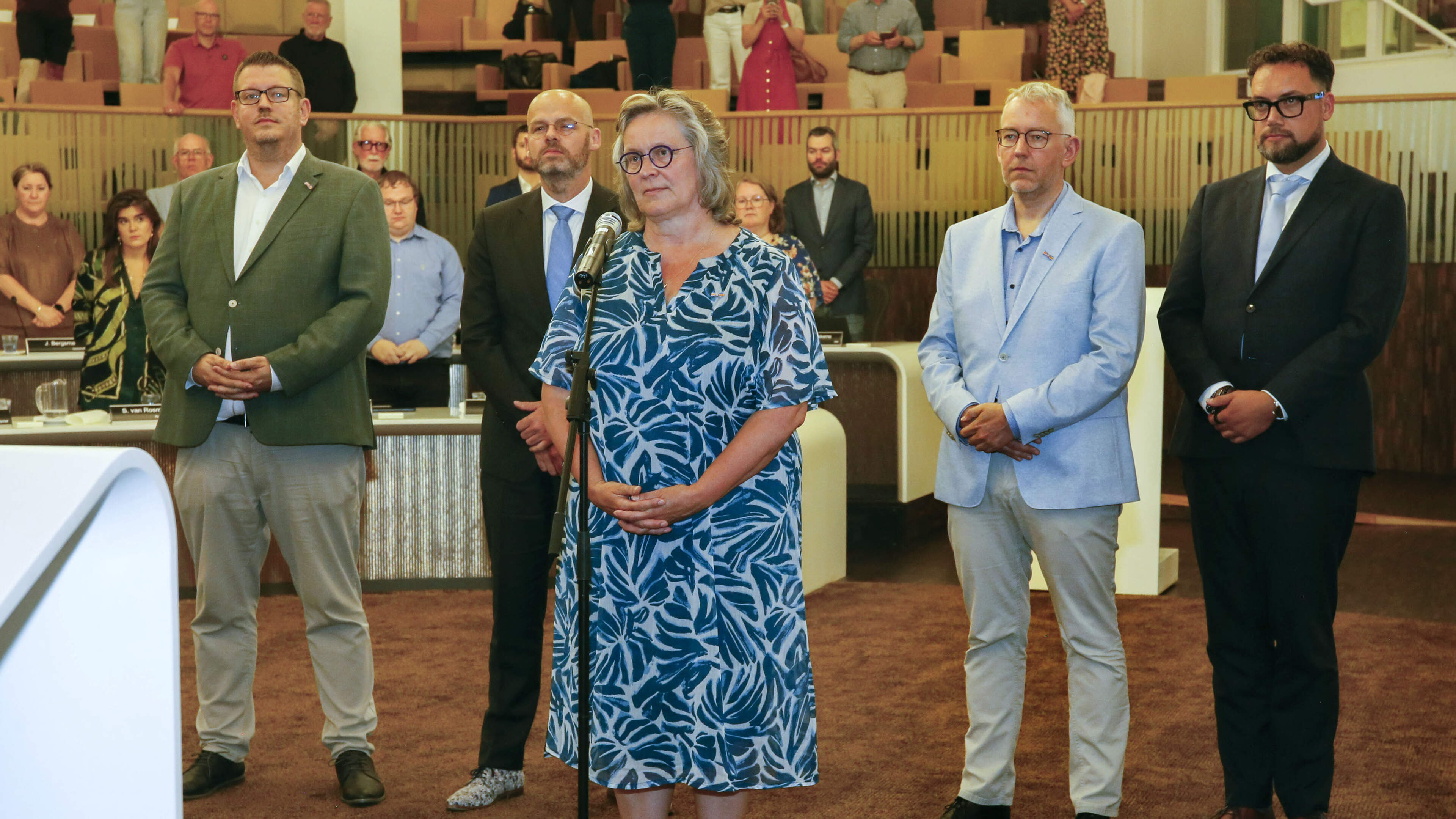 Gemeenteraad Lelystad benoemt vijf nieuwe wethouders