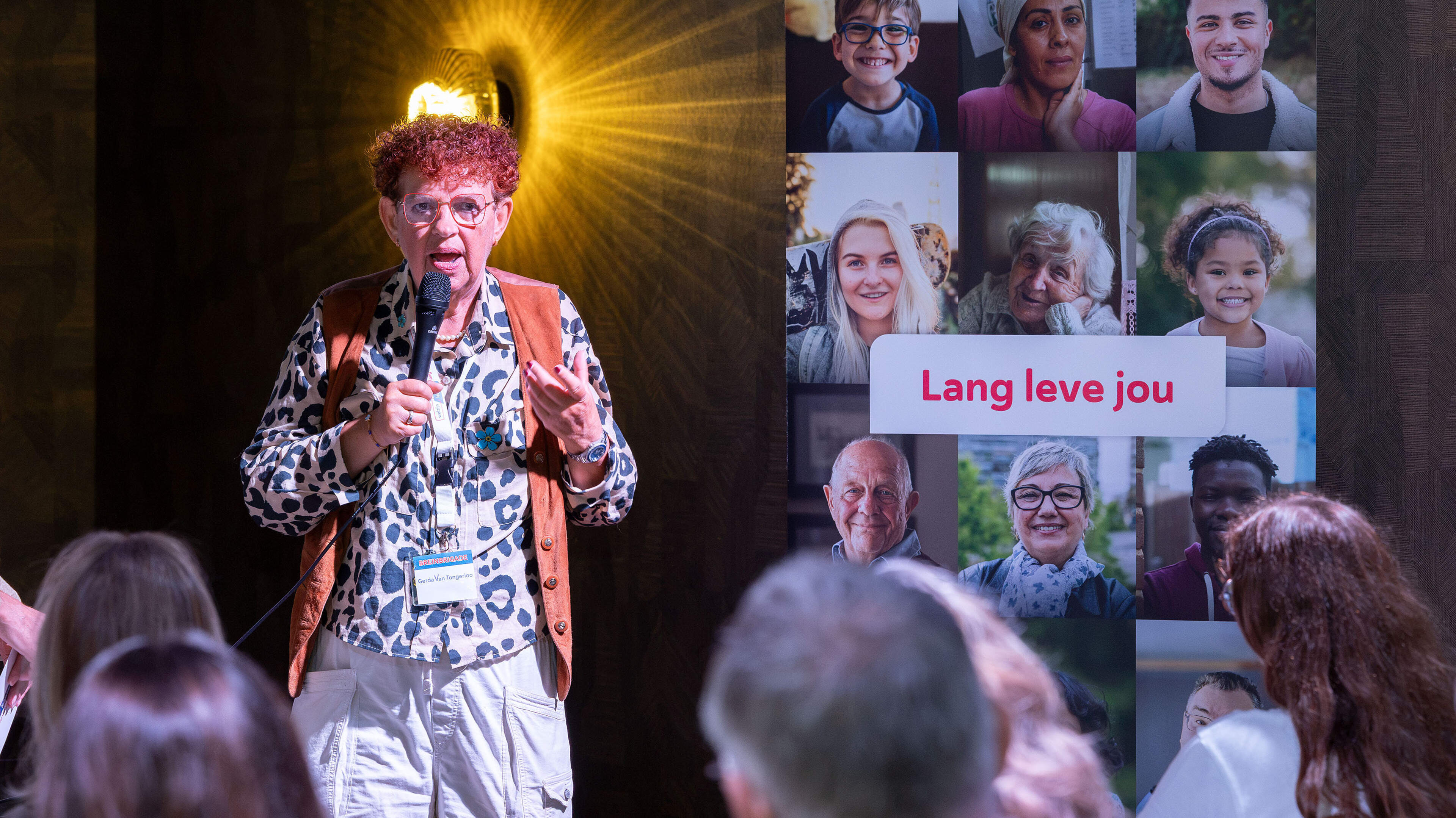 Dementie-influencer Gerda Van Tongerloo in Lelystad: ’Er is nog zoveel mogelijk als je dementie hebt’